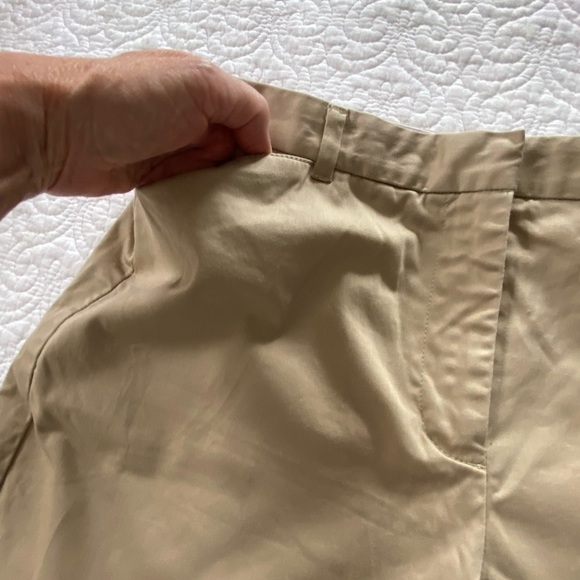 Liz Claiborne Jackie Bermuda Shorts Tan Classic Style Mid Rise Size 10 - Picture 7 of 11